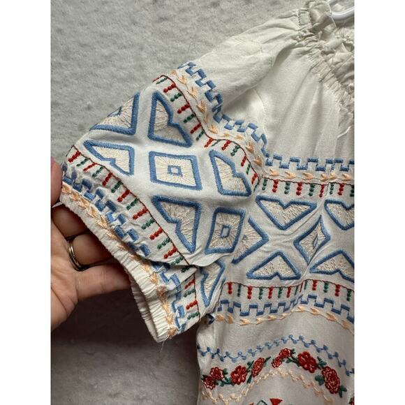 Altar’d State Boho Embroidered Off Shoulder Peasant Top Size M - Picture 3 of 10